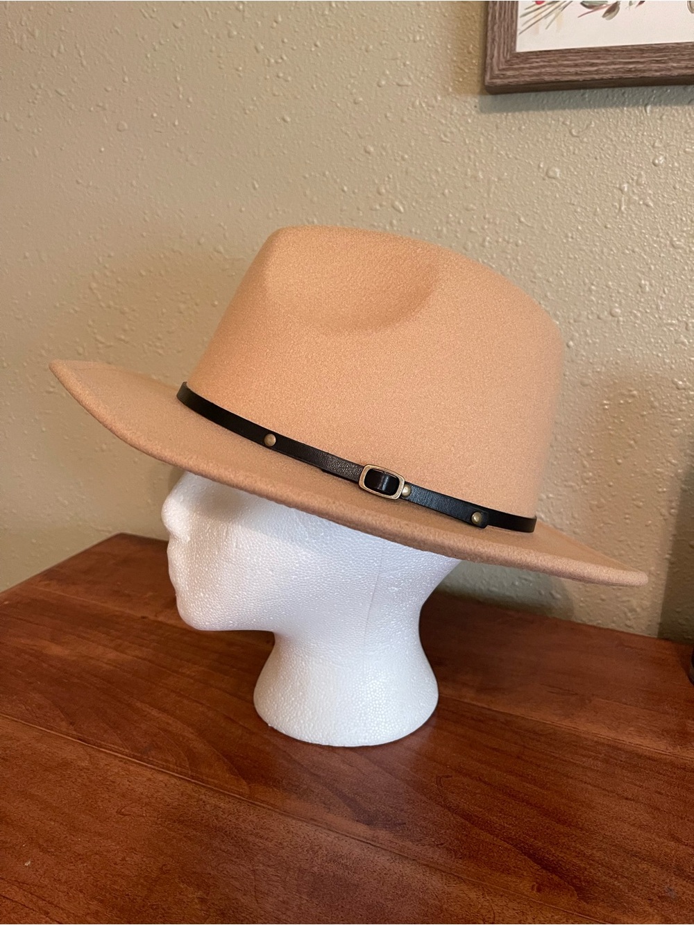 Women’s Tan Felt Wide-Brim Fedora with Black Accent Band